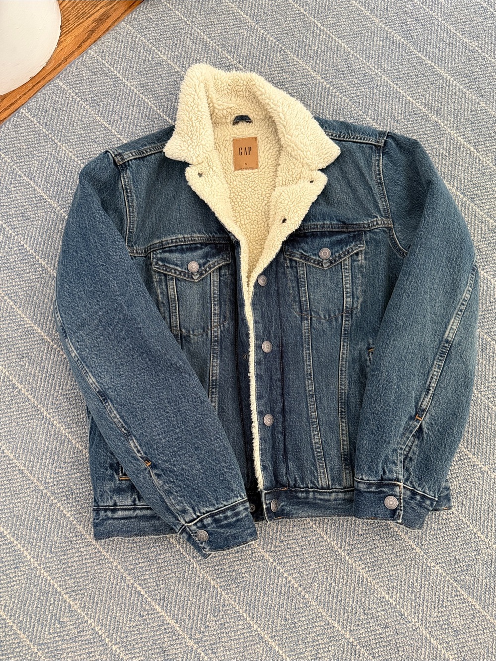 GAP Sherpa-Lined Denim Jacket - Blue with Cream Sherpa